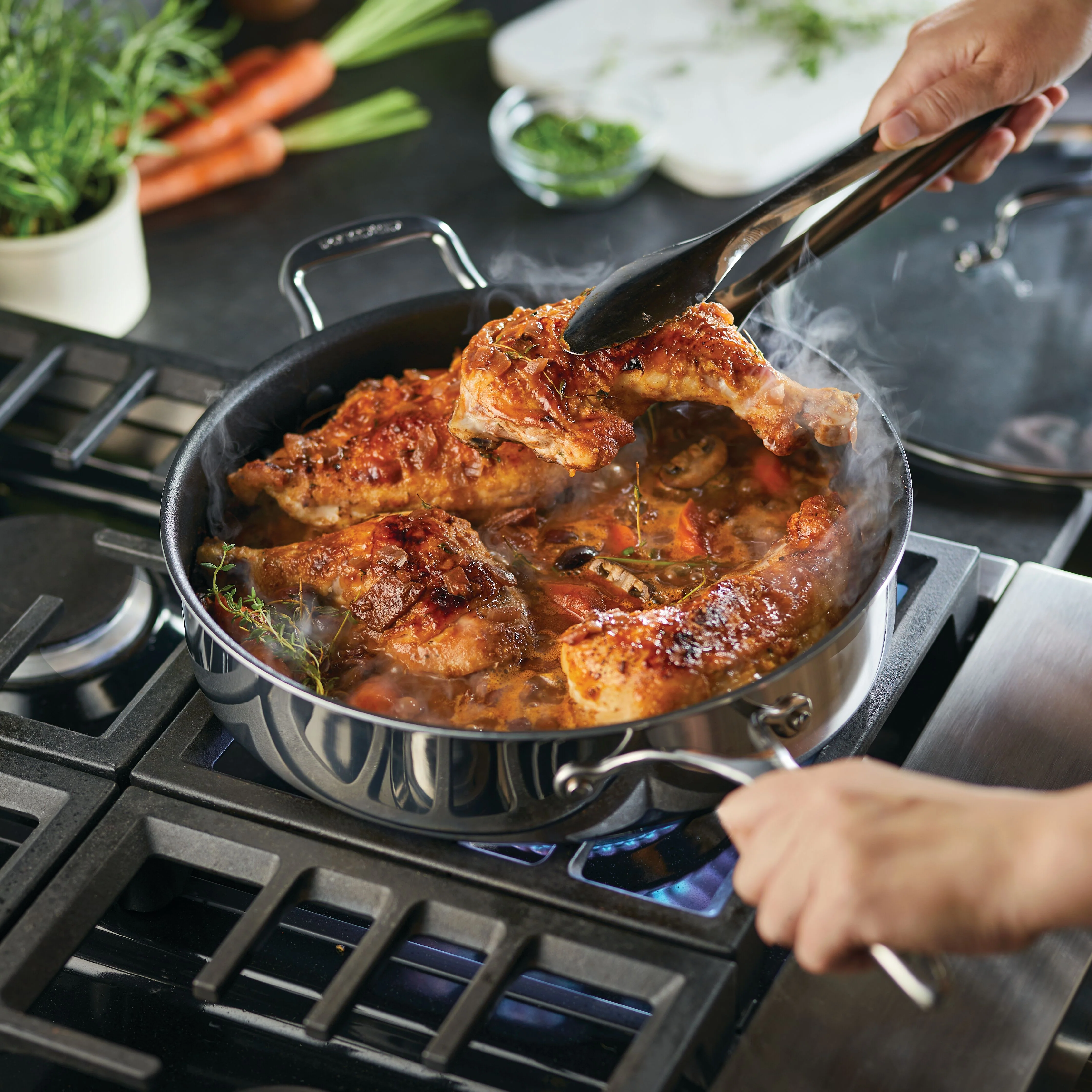 ScratchDefense Multi-Layer Stainless Steel Extreme Non-Stick Sauté Pan & Lid with Helper Handle - 4.7L - Image 14
