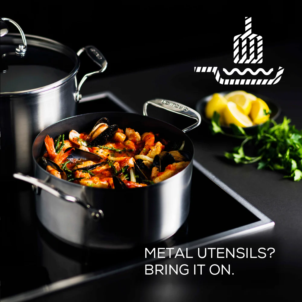 SteelShield™ Polished Stainless Steel Hybrid Non-Stick Stockpot & Lid - 7.6L - Image 6