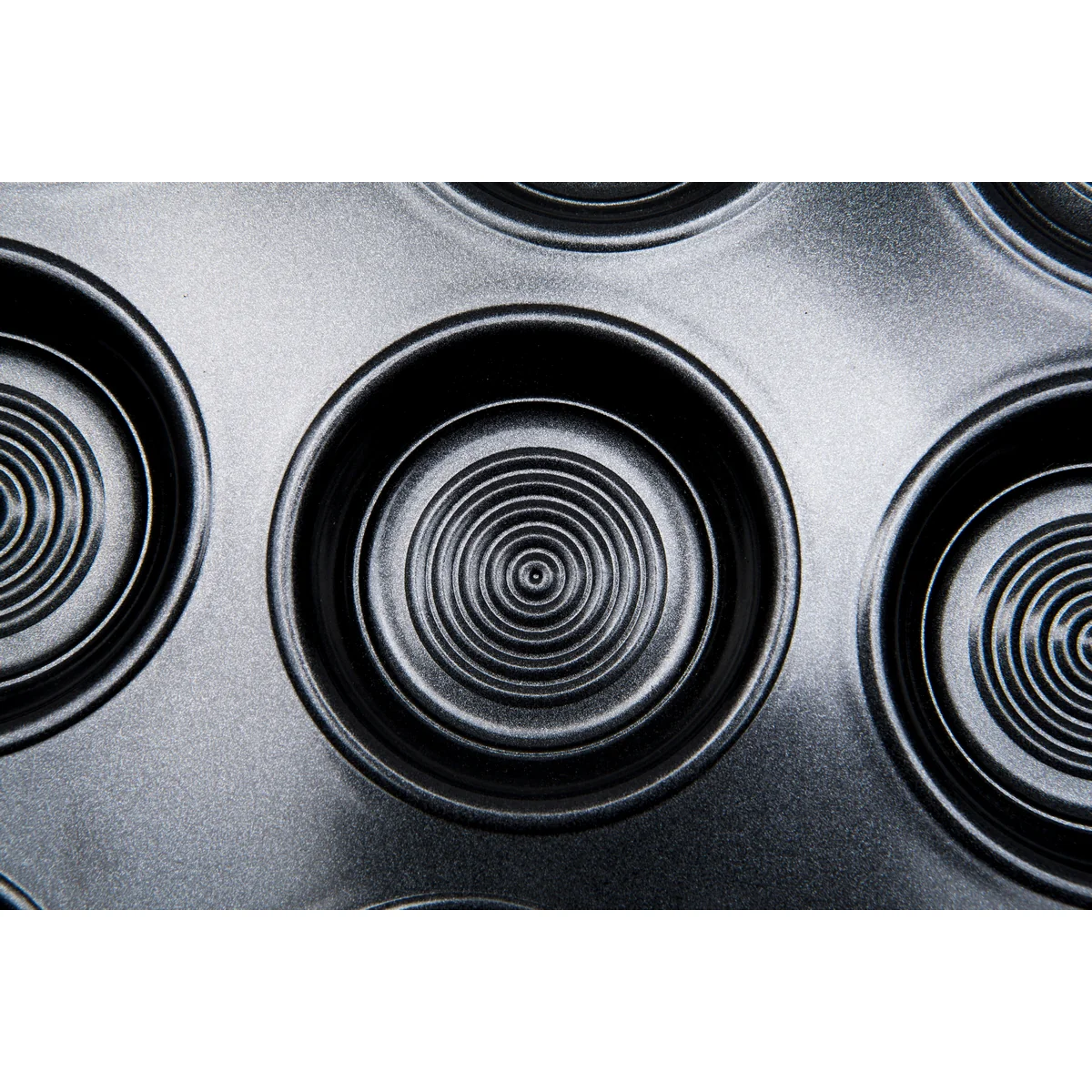 Ultimum 12 Cup Non-Stick Bun Tin - Image 4